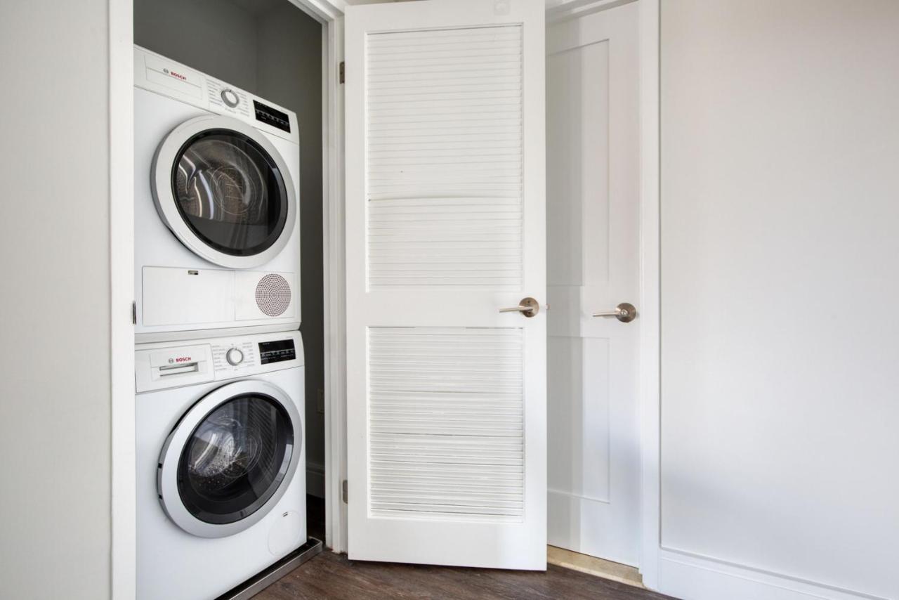 Ues 1br W Elevator Doorman Nr Museums Nyc-1210 Apartment