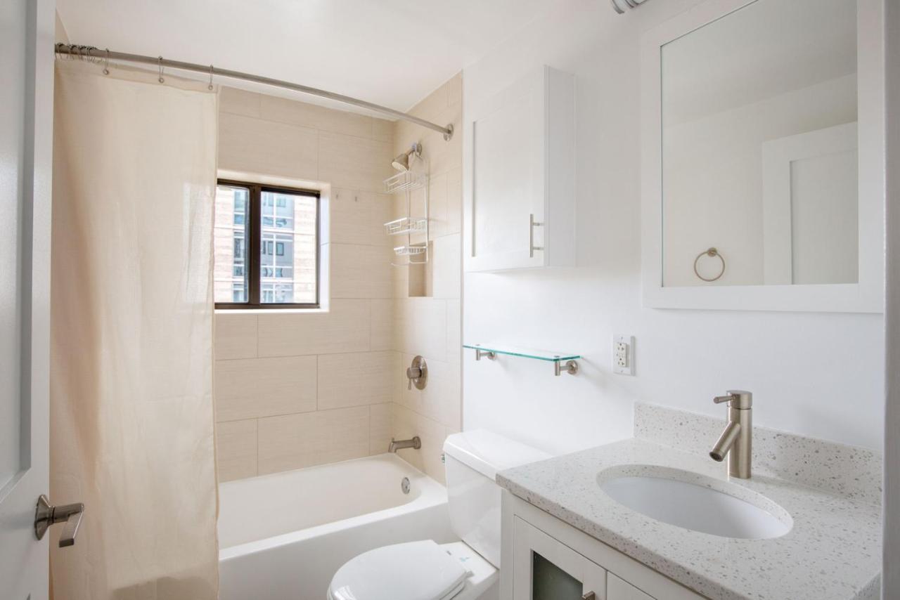 Apartment Ues 1br W Elevator Doorman Nr Museums Nyc-1210 New York