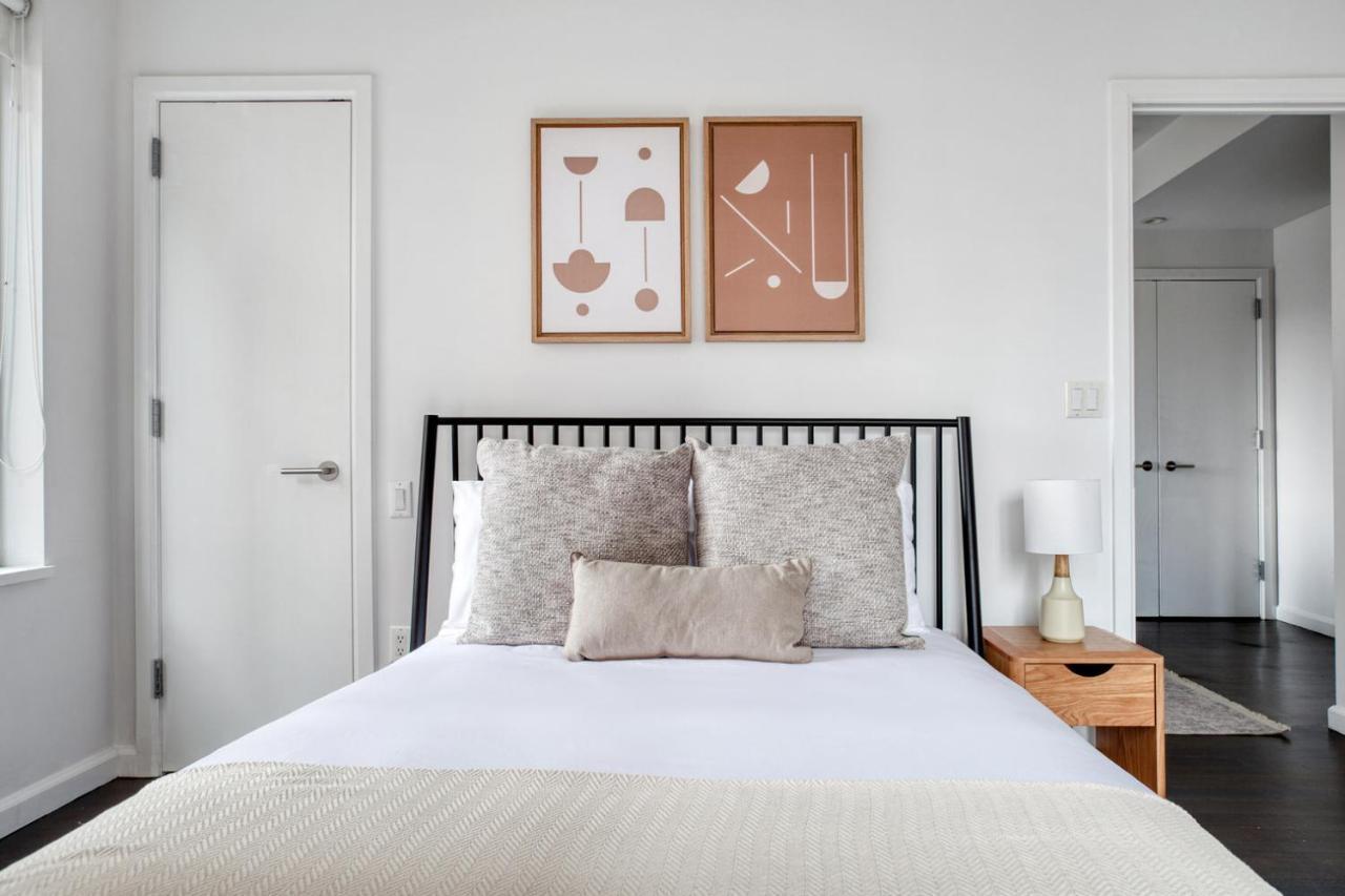 Gorgeous Midtown W 1br W Gym Nr Times Sq Nyc-651 Appartement
