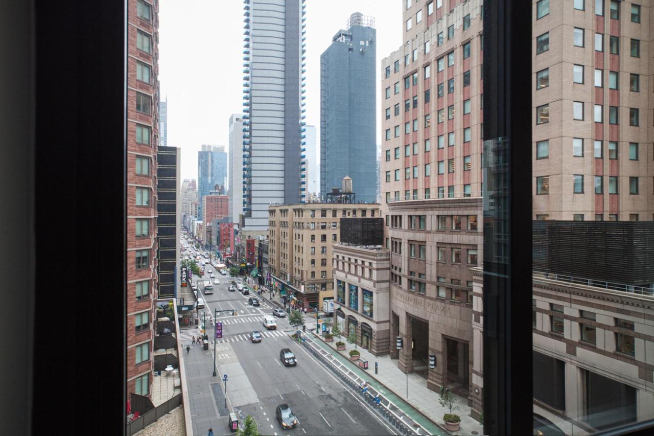 Gorgeous Midtown W 1br W Gym Nr Times Sq Nyc-651 New York