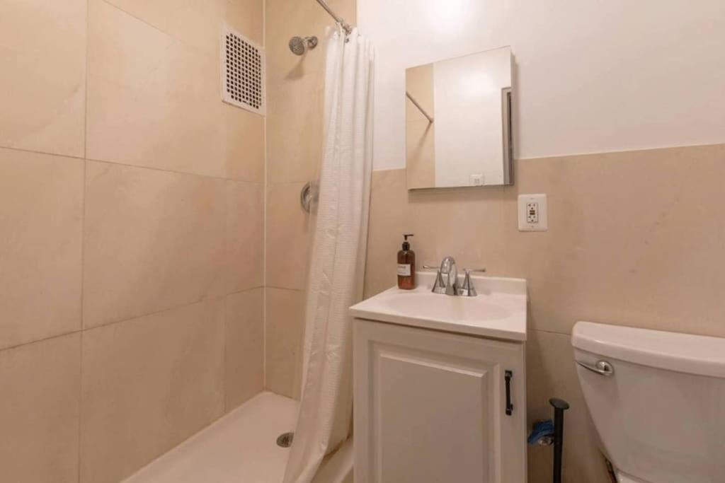 Apartment Lovely Studio In Heart Of Nyc New York