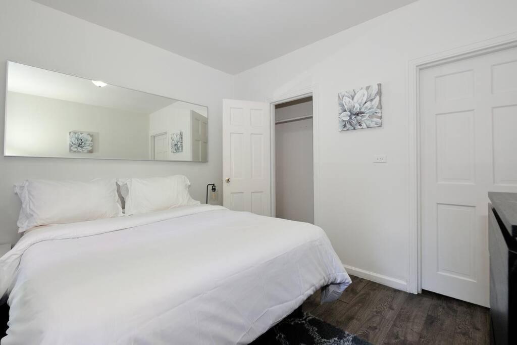New And Spacious 3 Bedroom In Midtown West!