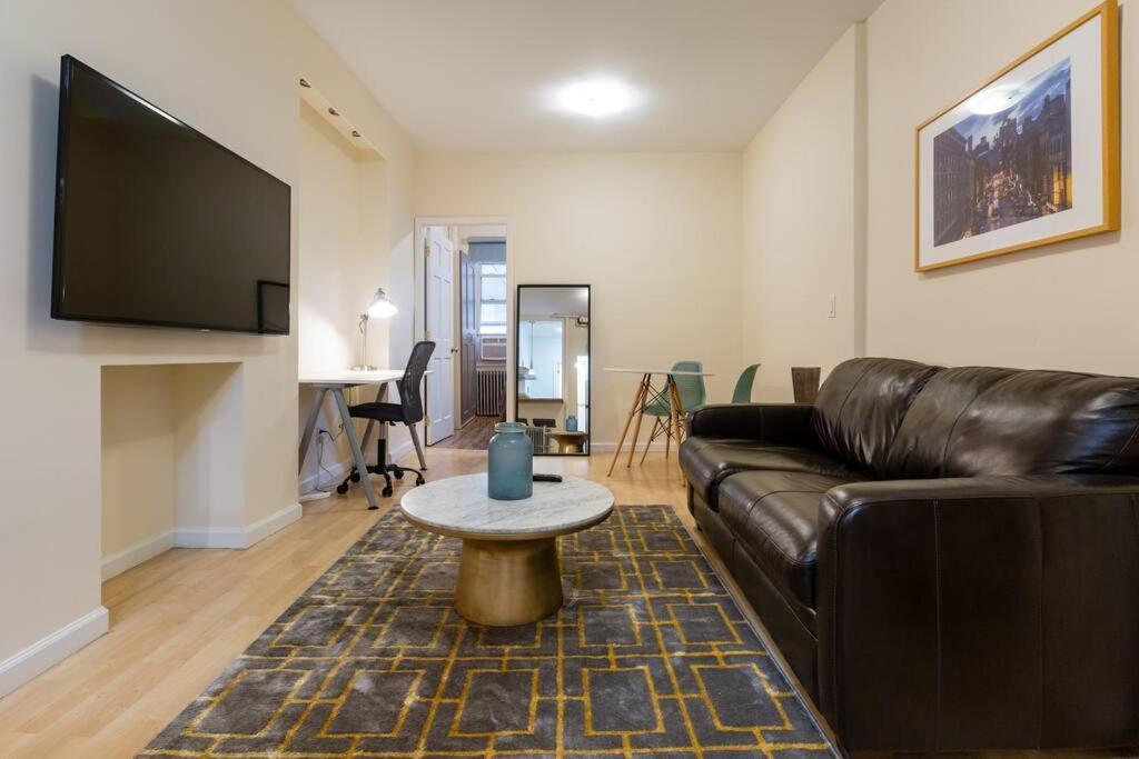 Comfortable With Workstation *