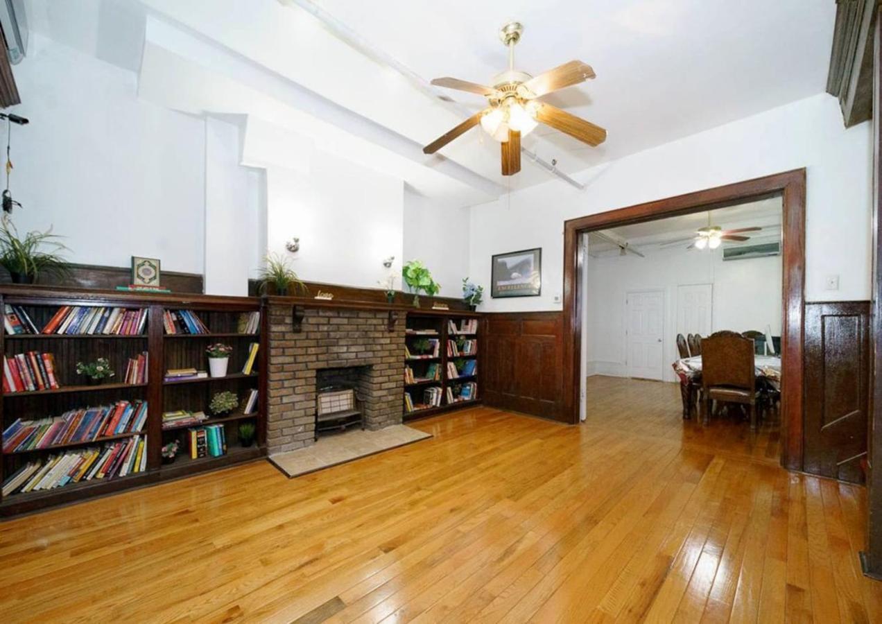 Entire House Except Basement Holiday home New York