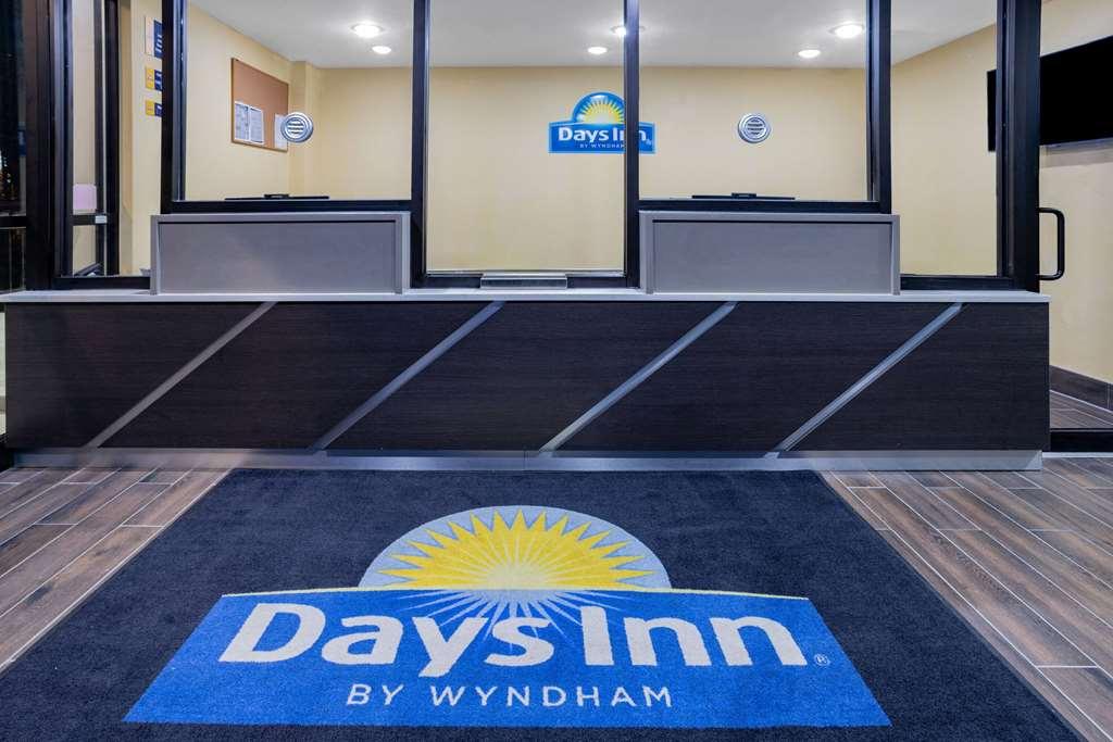Days By Wyndham Bronx Nyc Hotel New York