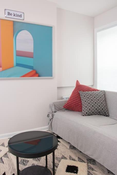 Modern 1br Exclusive Space In Historic Brooklyn * New York