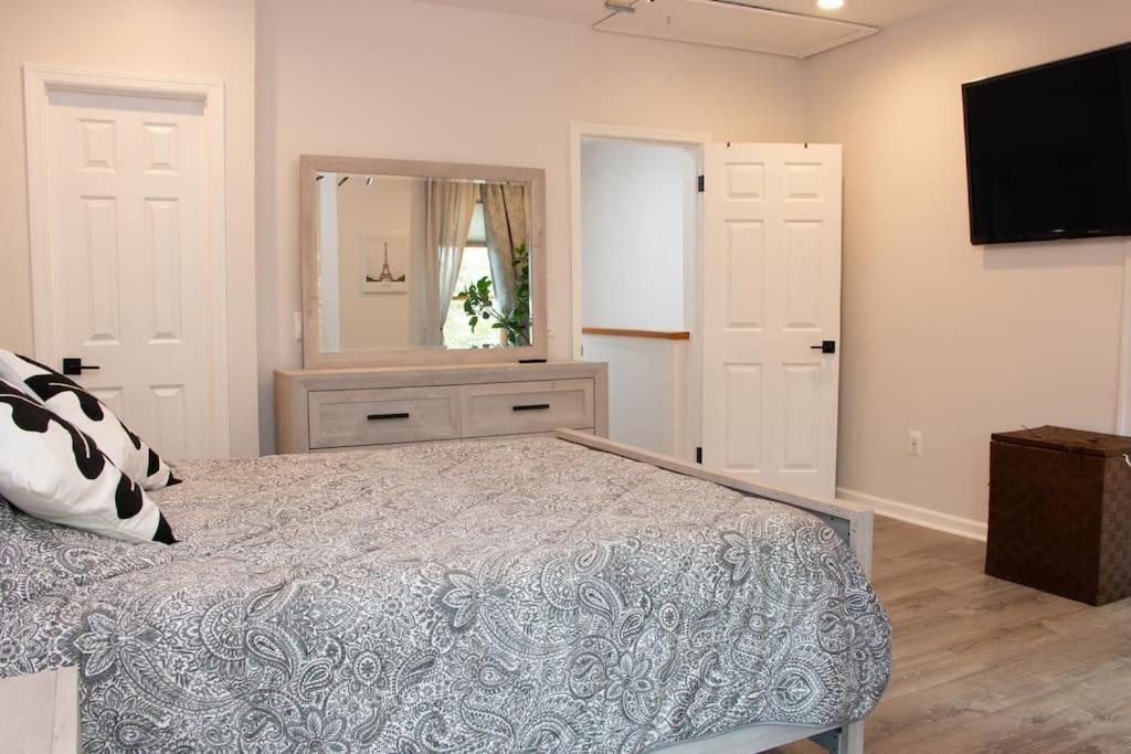 Modern 1br Exclusive Space In Historic Brooklyn