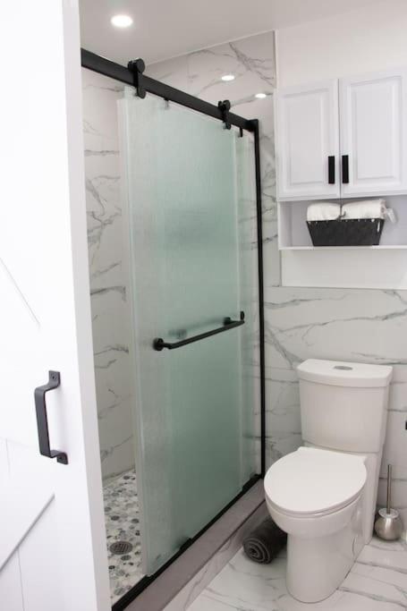 Modern 1br Exclusive Space In Historic Brooklyn Apartment New York