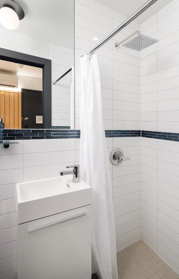 Little Charlie Hotel