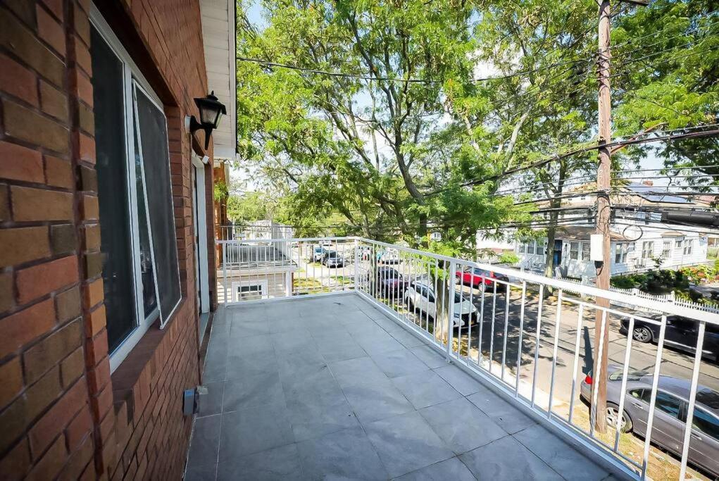 Apartment Away From New York