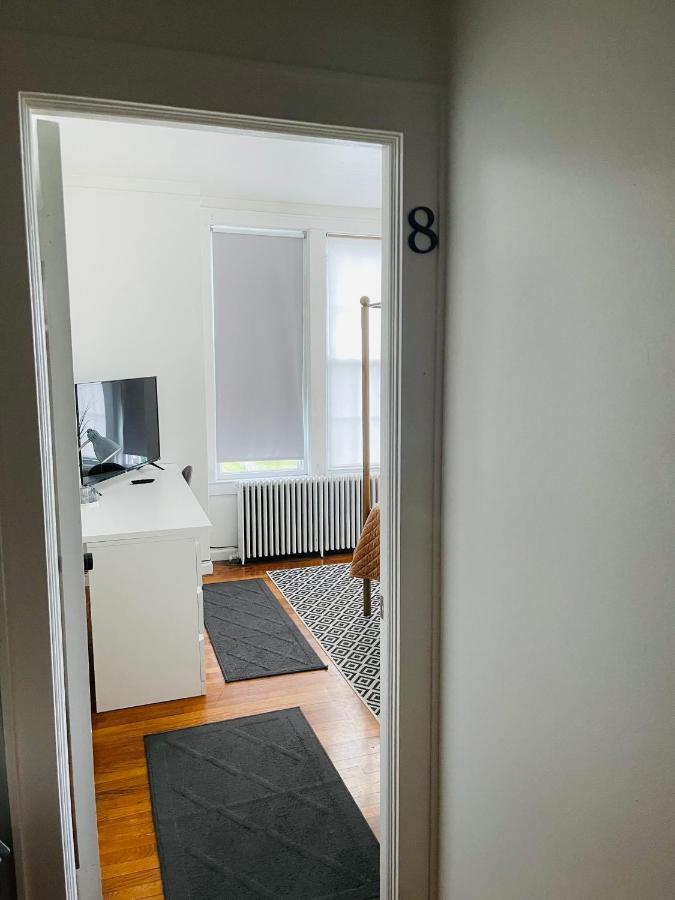 Ny3182-5 Pvt Rm Queen W Keypad Balcony Easy Parking *
