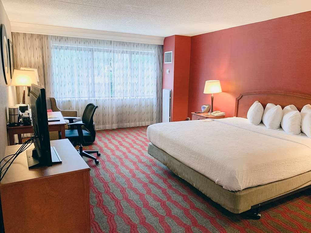 Doubletree By Hilton New York-laguardia Hotel