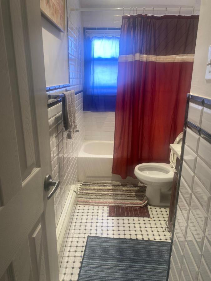 Apartment Richmond Hill Room# 6 New York