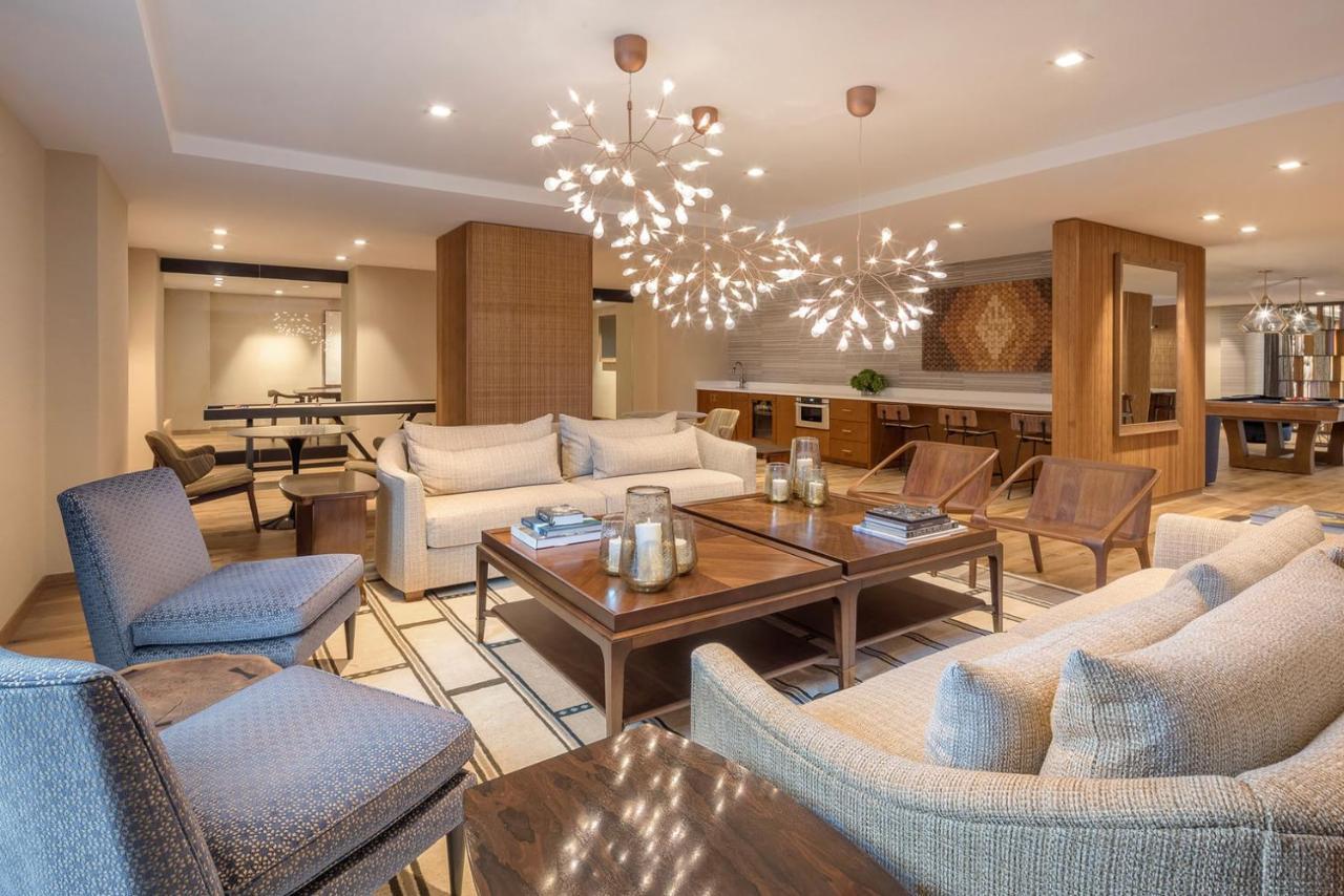 2br 2ba Pool Doorman Nr Times Sq Nyc-126 New York