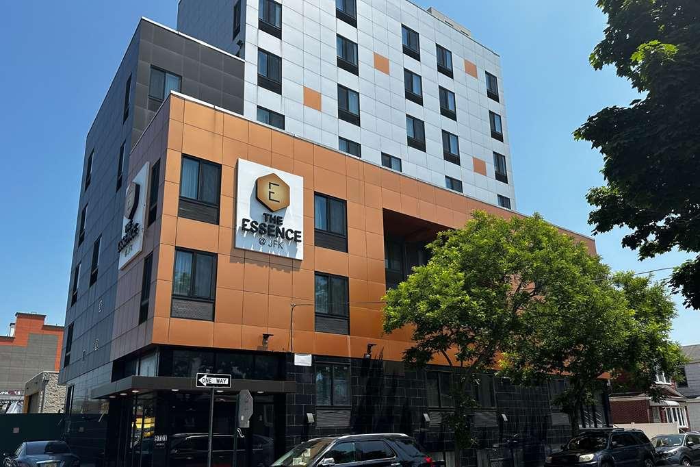 The Essence At Jfk 3*