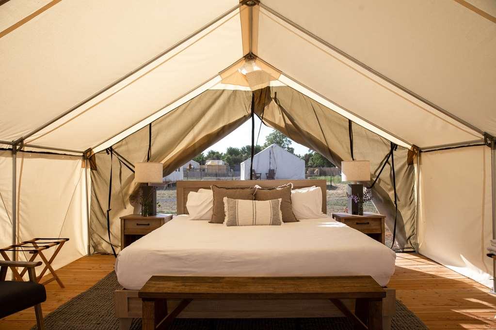 Collective Governors Island A Retrea * New York