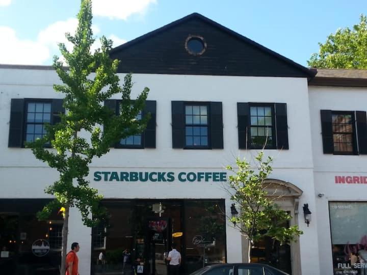 Apartment Explore From Queens New York