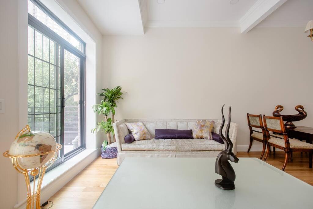 Little Manhattan Homestay *