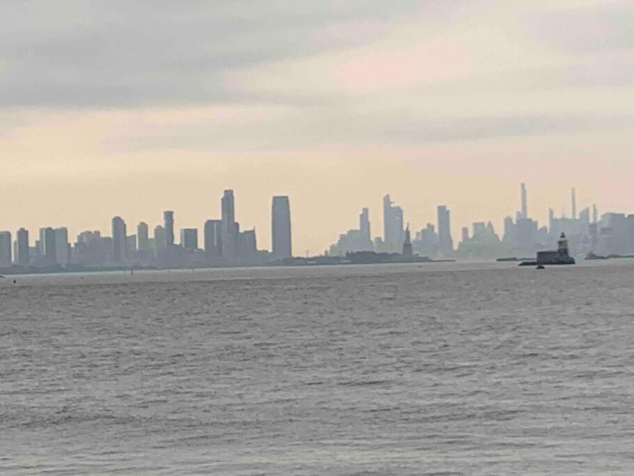 By Harbor Apartment *