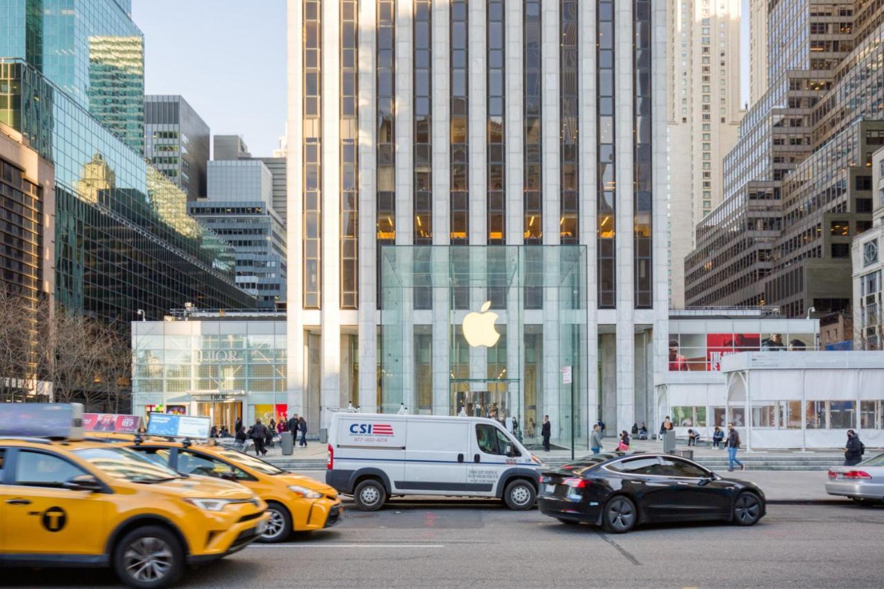 Midtown 2br W Doorman Wd Nr Park Nyc-1246 *