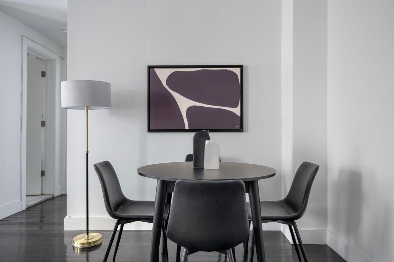 Apartment Midtown 2br W Doorman Wd Nr Park Nyc-1246