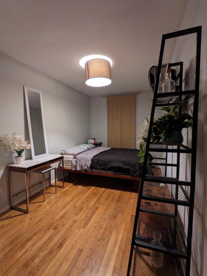Privatunterkunft Private In 4 Bedroom Ground Near Subway