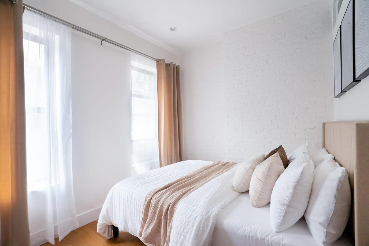 1290-13 Newly Renovated 2 Bedrooms In Ues Apartment *