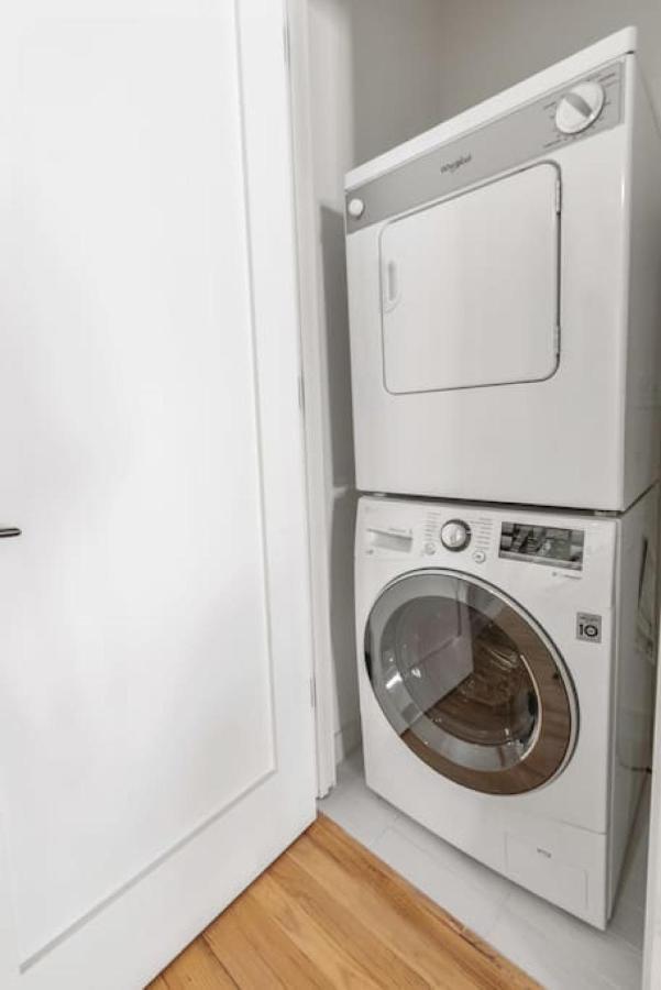 Notch 2br Minutes To Park * New York