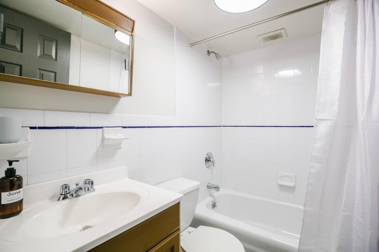 209: Upper East Side Apartment *