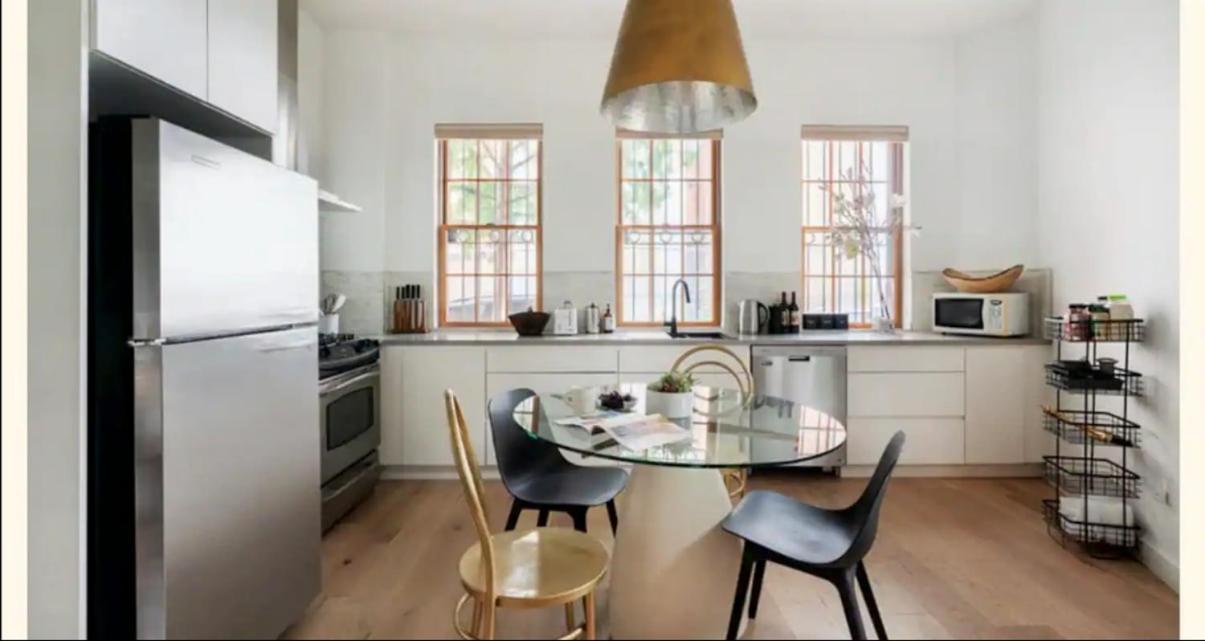 334-1 2br - 1bath Prime Dumbo Apartment New York