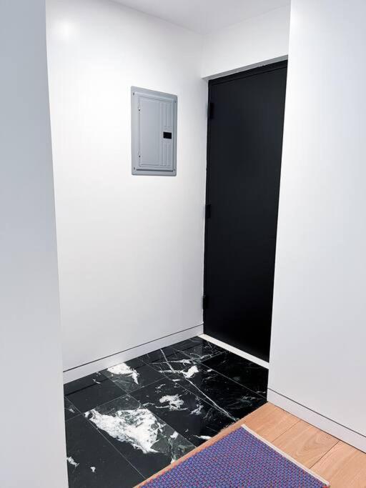 Apartment New Cozy Modern Minimalist In Brooklyn At Rem-casa