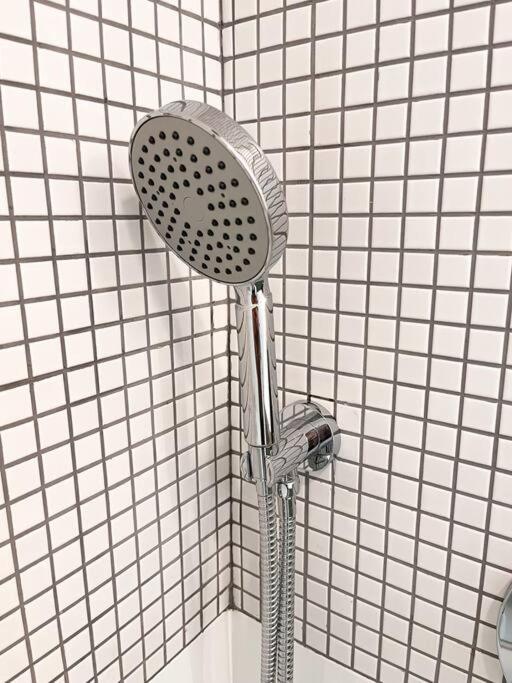 New Cozy Modern Minimalist In Brooklyn At Rem-casa Apartment