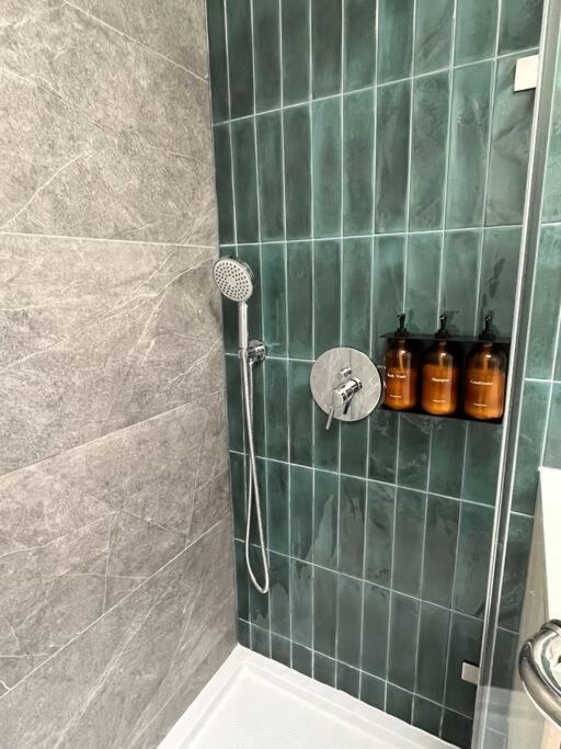 Apartment New Ample And Cozy One Bedroom In Brooklyn At Rem-casa New York