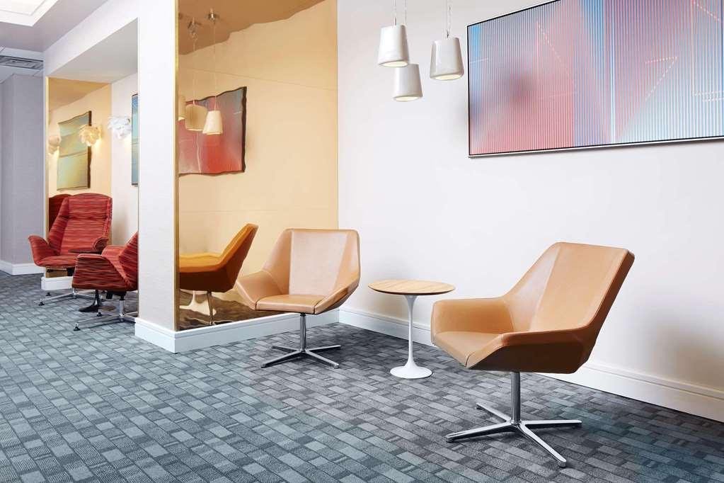 Hotel Radisson Street