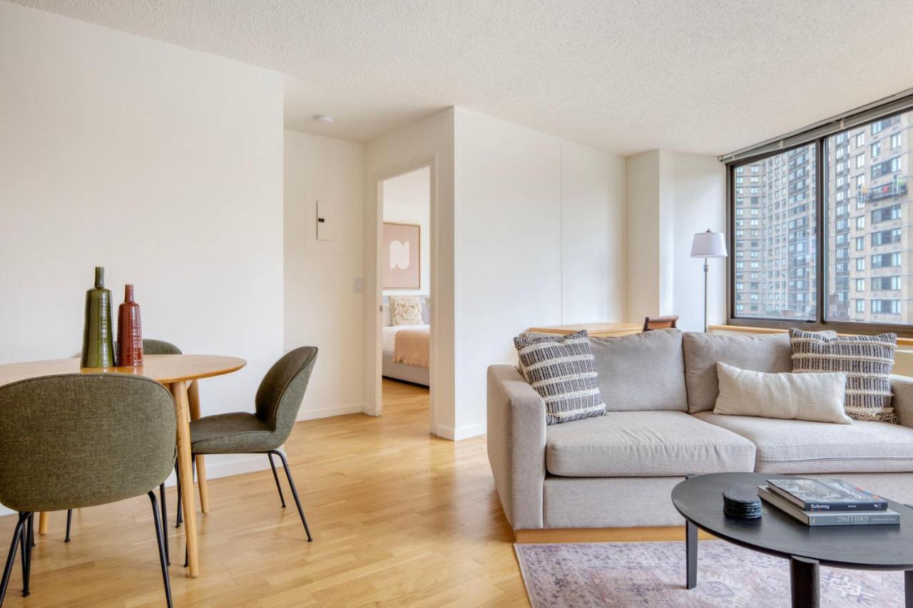 Apartment Ues 2br W Doorman Gym Nr Park Nyc-1299