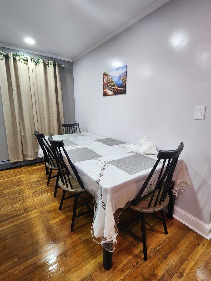 Apartment Cozy Shared With Host New York