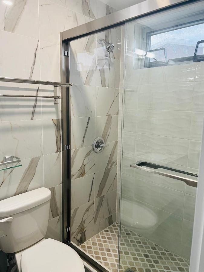 Starlight Near Lga Airport Hotel