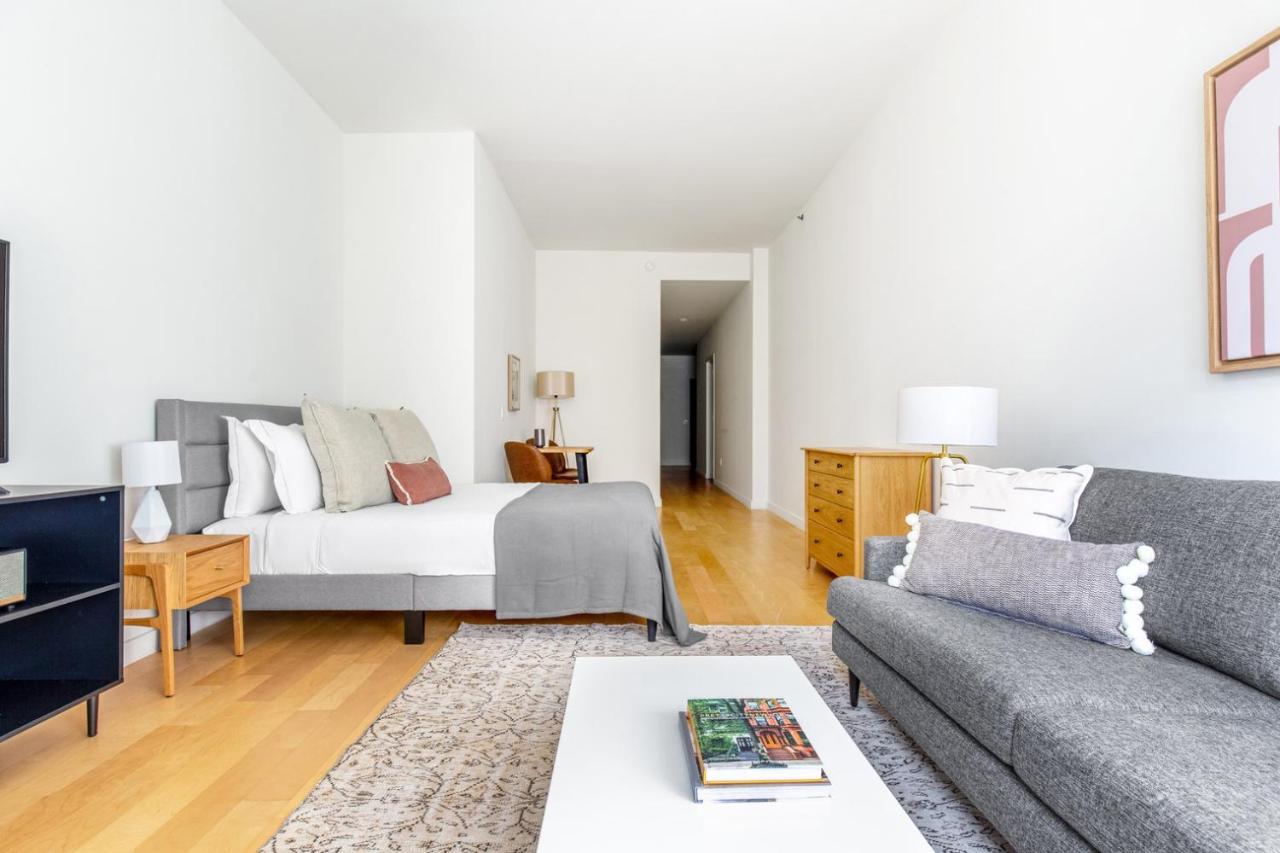 Fidi W Doorman Gym Nr Wtcwall St Nyc-543 Appartement *
