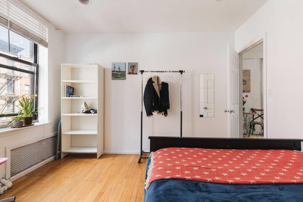 East Village Townhouse * New York