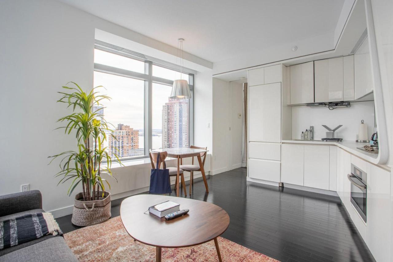 Apartment Financial District 1br W Wd Gym Elevator Nyc-1361 *