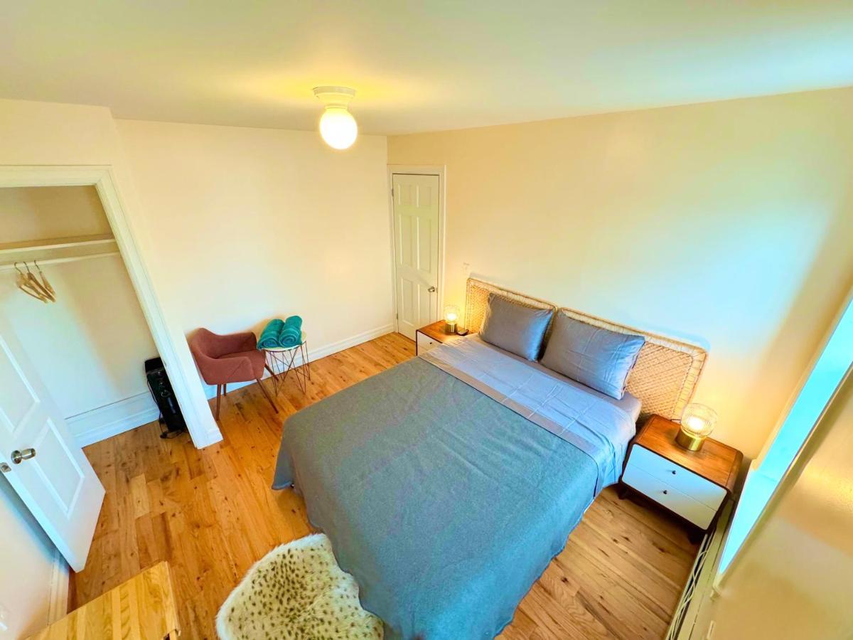 Guest house The Waltham Private & Bathroom John F Kennedy Jfk Lga Airport Manhattan Penn Station Bullet-train 15 Min