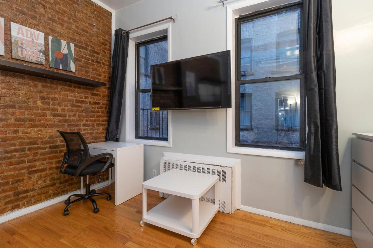 The Upper East Side Monthly New York