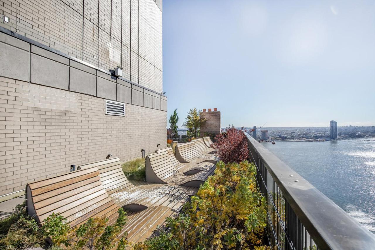 Midtown East 1br W Gym Nr East River Esplanade Nyc-1382 Appartement New York