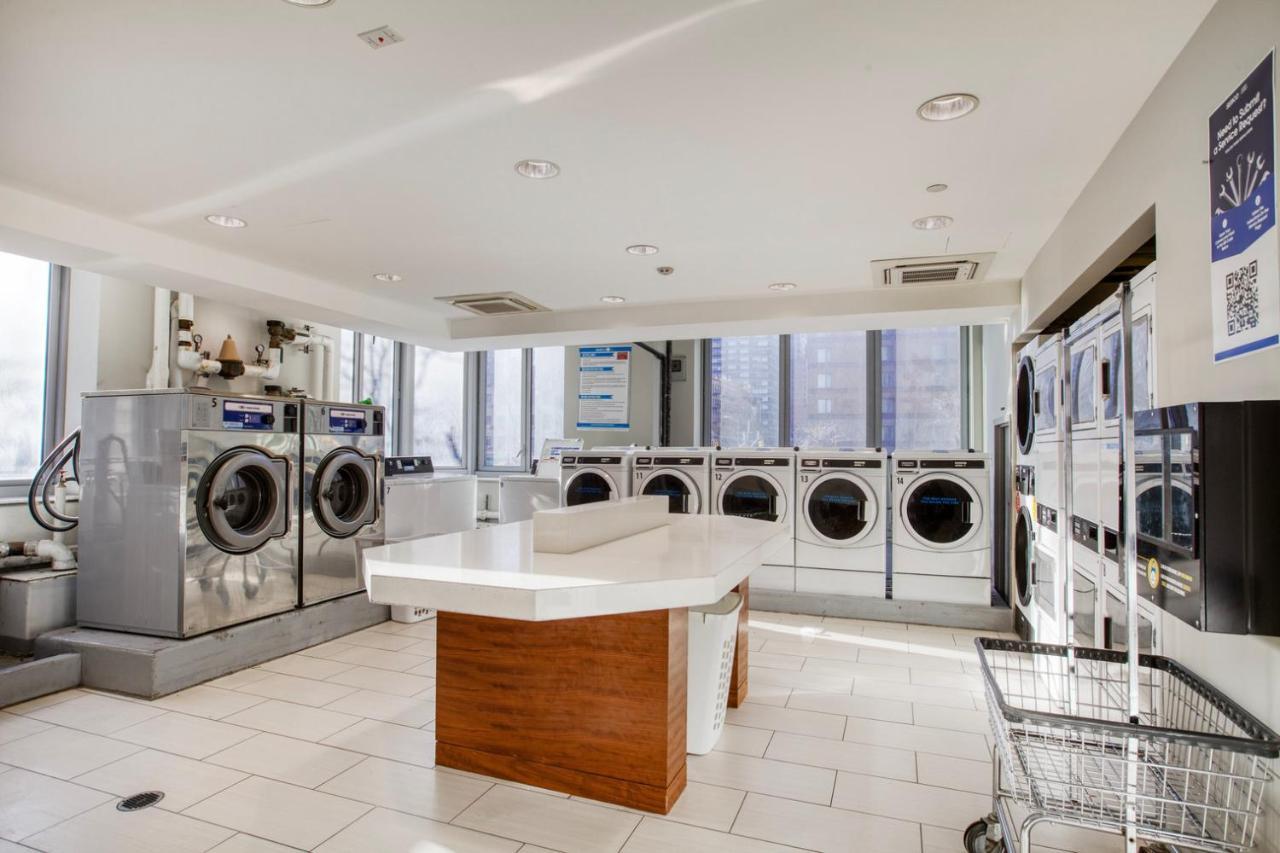 Midtown East 1br W Gym Nr East River Esplanade Nyc-1382 Appartement *