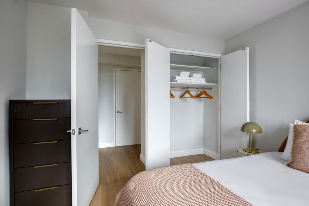 Midtown 2br W Gym Wd Nr Times Square Nyc-1348 * New York