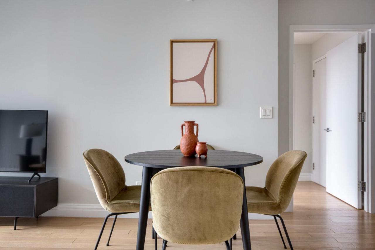 Apartment Midtown 2br W Gym Wd Nr Times Square Nyc-1348 *