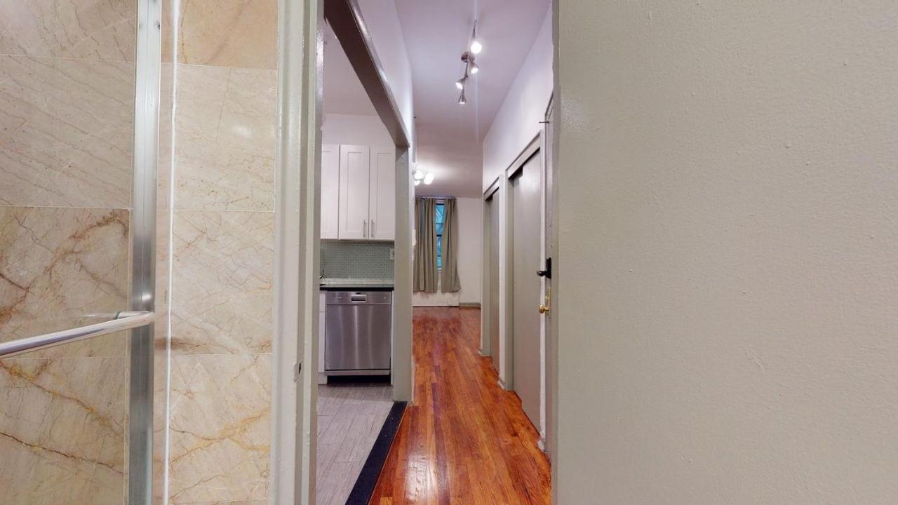 388: Upper East Side Apartment *
