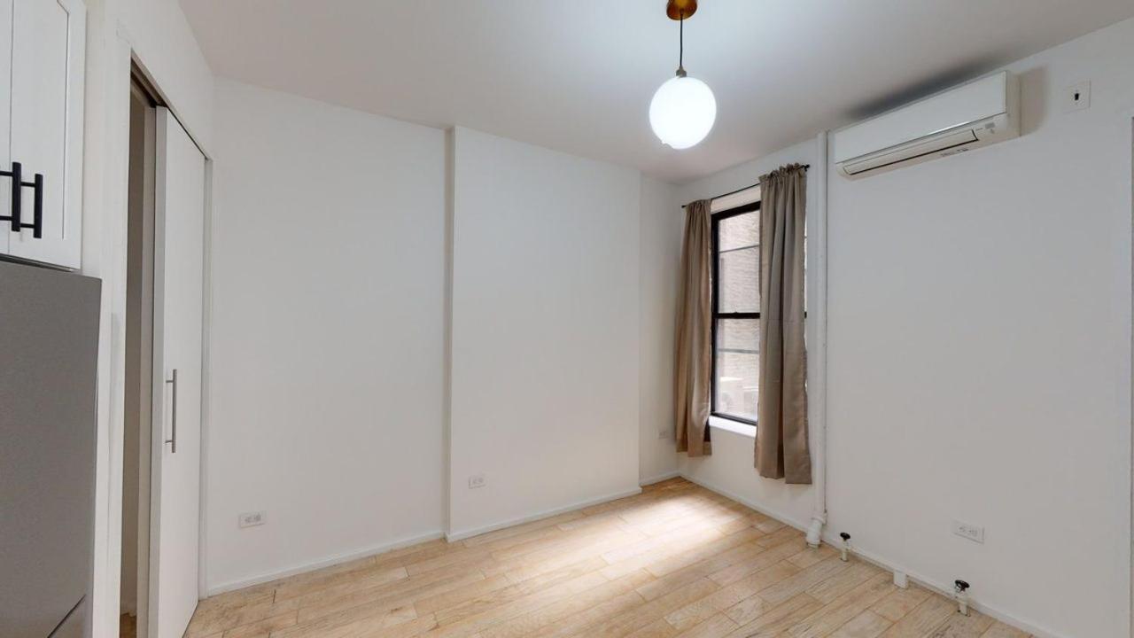 Apartment 432: Upper West Side