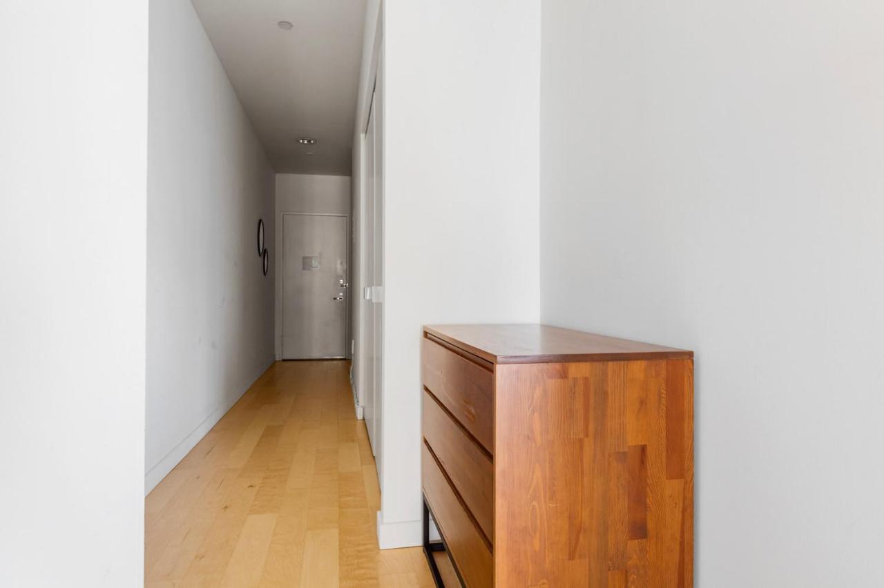 Financial District W Gym Doorman Nyc-1289 * New York