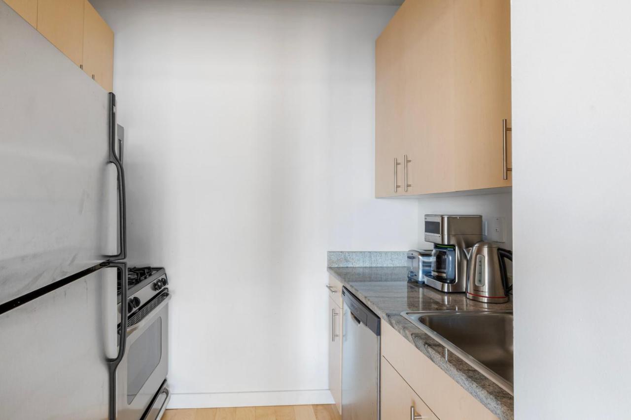 Financial District W Gym Doorman Nyc-1289 Apartment